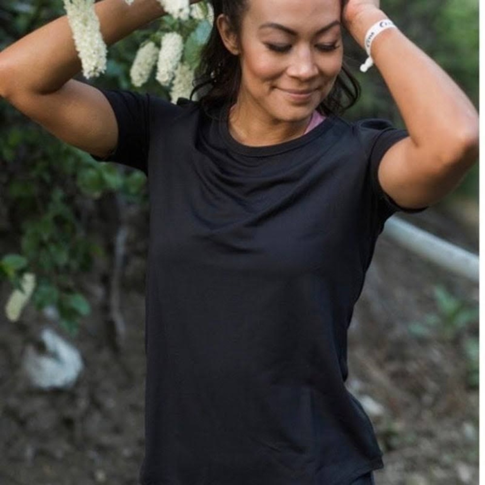 ZYIA black Go To T size small!